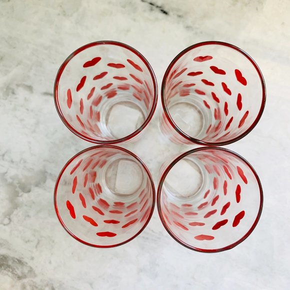 ❌Sold❌ Red Heart Juice Glass Tall Tumblers NWT - Picture 7 of 8